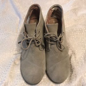 Toms Wedge Suede Boots